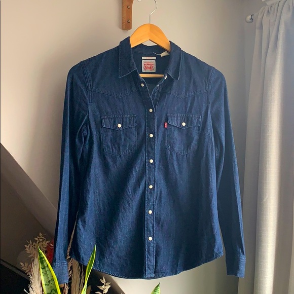 Levi’s Essential Western Shirt - Dark Indigo Wash - Picture 2 of 5